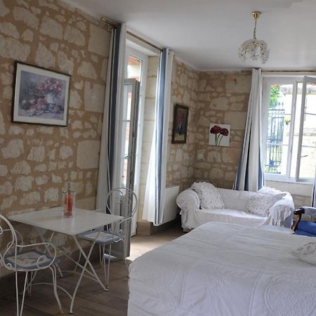 PETITE MAISON des ROSES - GITE 2 Personnes Brain-sur-Allonnes Extérieur photo